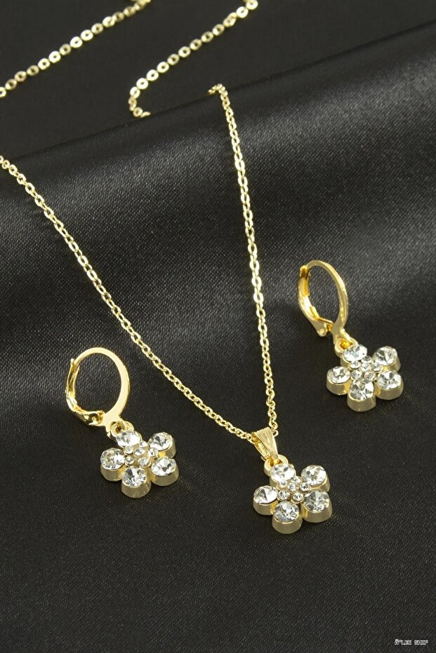 Ilkestor Flower Stone Set Necklace (202456) Silver Color