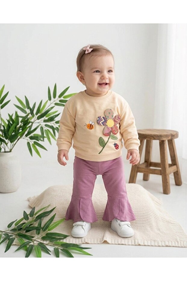 Baby Girl Floral and Ladybug Themed 2-Piece Stylish Set with Spanish Flared Pants for 6-9-12-18-24 Months