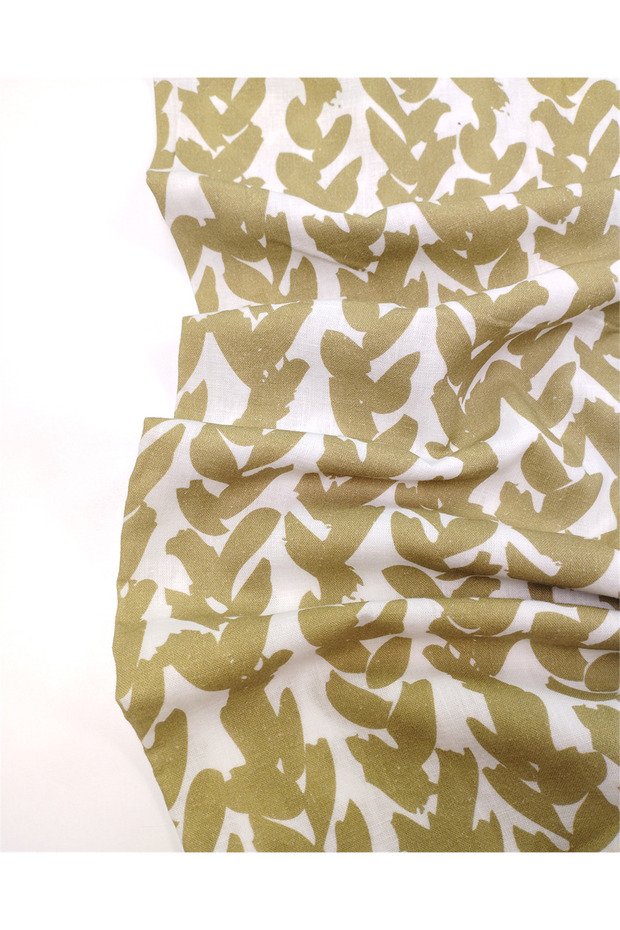 70% Cotton 30% Linen White with Oil Green Patterned Woven Fabric for Shirts & Dresses 150X360Cm
