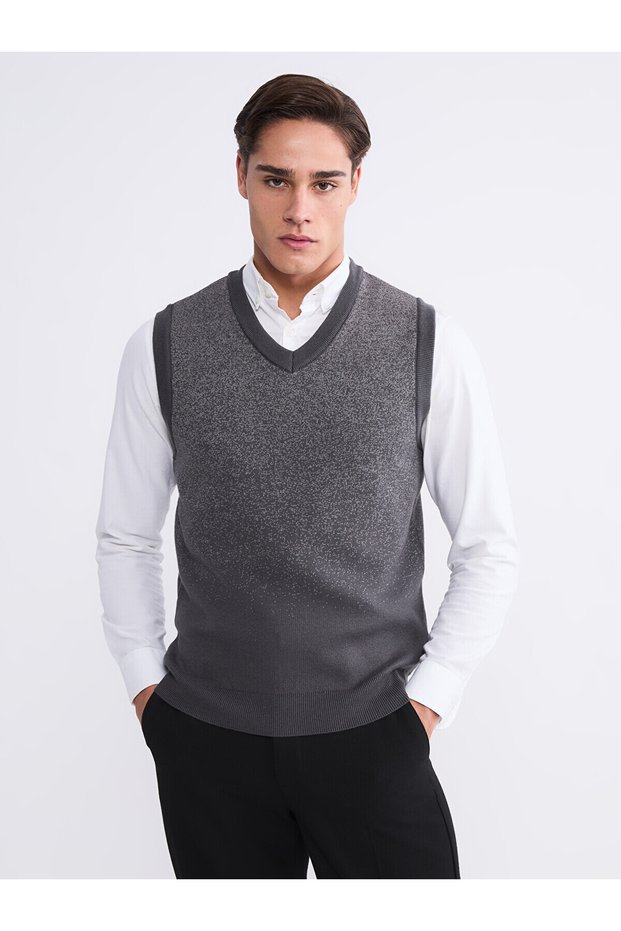 Lcwaikiki Classic Gray Standard Fit V-Neck Men's Knitwear Sweater