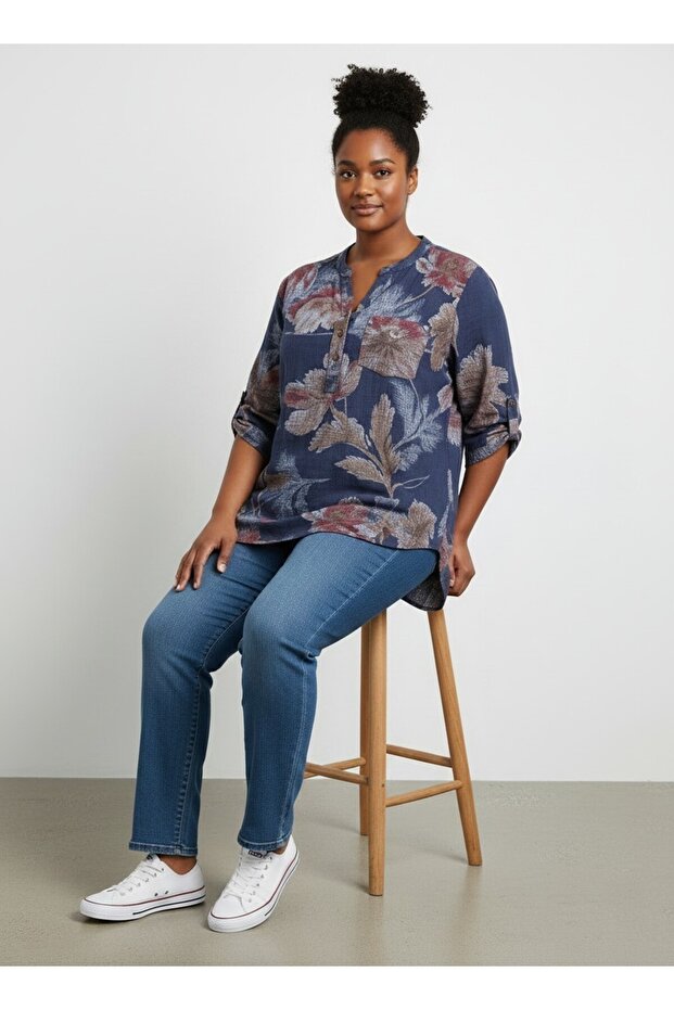 100% Cotton Patterned Blouse (Fits Sizes 40-46.)