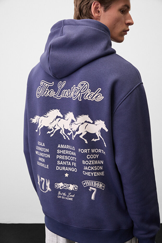 Hudsones Men's Hooded Printed Navy Blue Sweatshirt