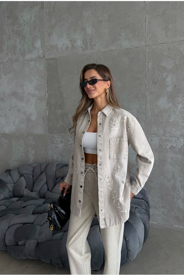 Women's Front Beaded Embroidered Denim Oversize Shirt