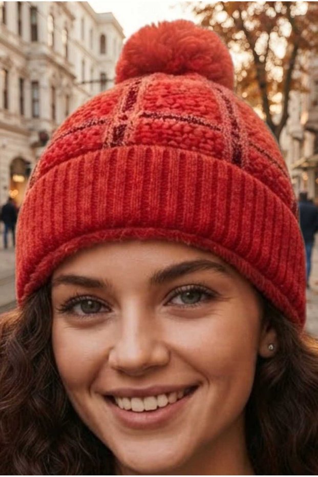Women's Pompom Knitted Knitwear Beanie with Lining Inside, Winter Beanie