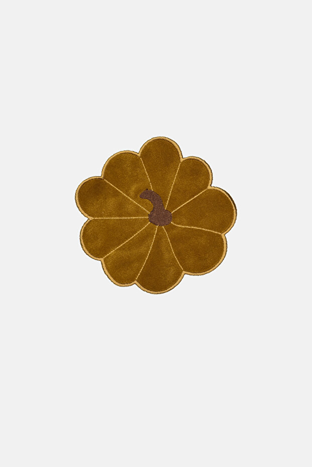 Kabak Form Mustard Velvet Fabric Embroidered Cocktail Napkin 1 Piece