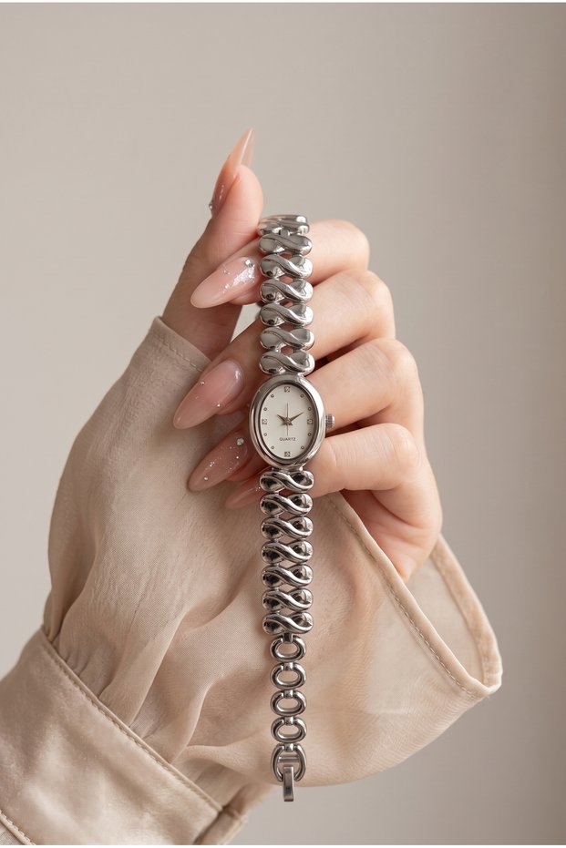 Classic Women's Steel Watch Silver Color Vintage Watch Luxury Old Money Classic Elegant Stylish Women's Wristwatch | Limited Edition 2027