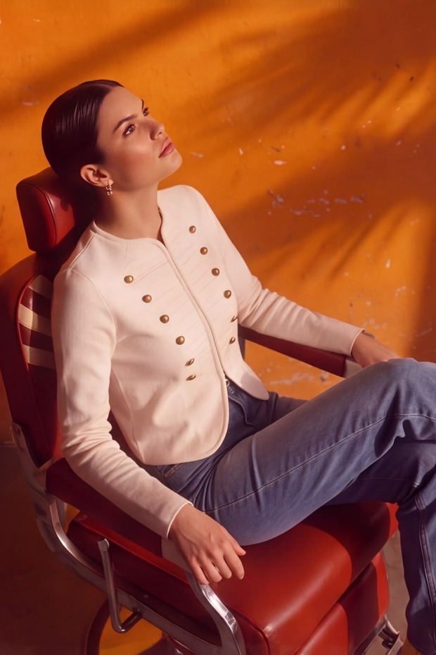 Gold Buttoned Knitwear Napoleon Jacket