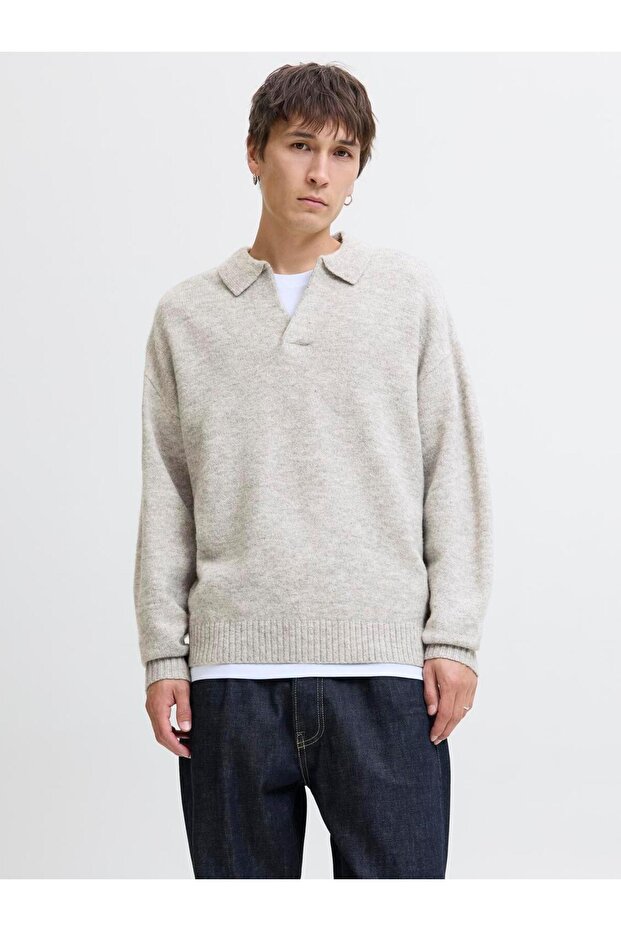 Men's Relaxed Fit V-Neck Knit Sweater - Soho
