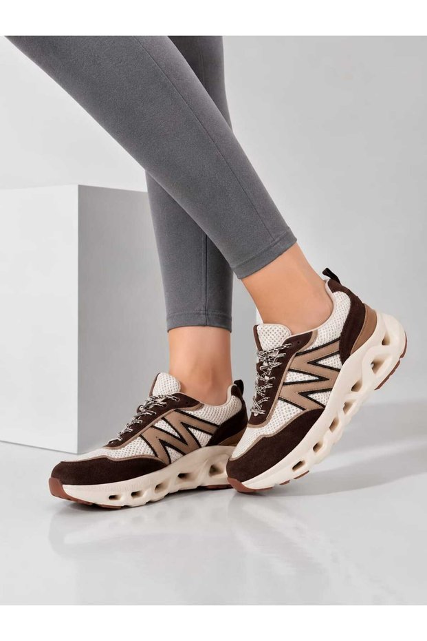 Mn-021 Women's Sports Shoes with Laces