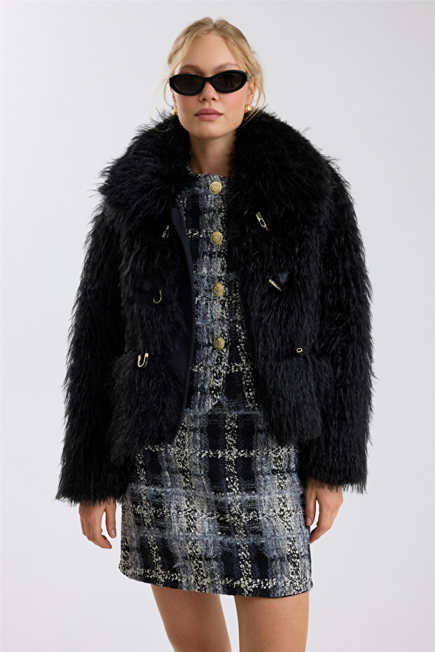 Hook Closure Crop Faux Fur Coat