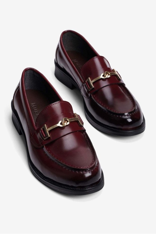 Women's Open Loafer Classic Casual Shoes with Gold Accessories College Burgundy