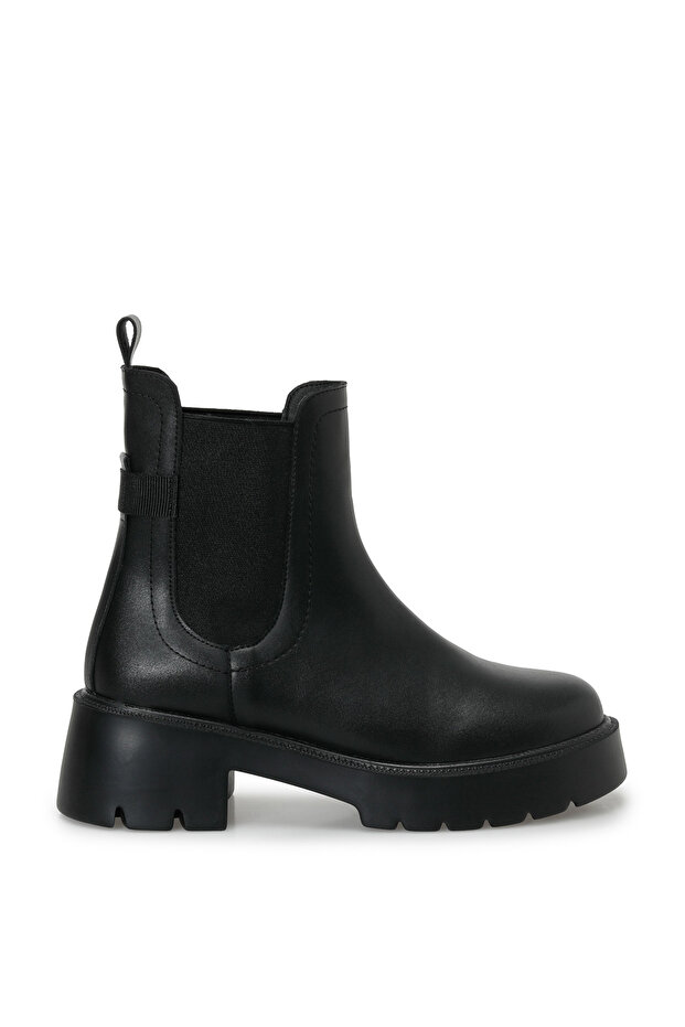 26K-820 Black Women's Chelsea Boots
