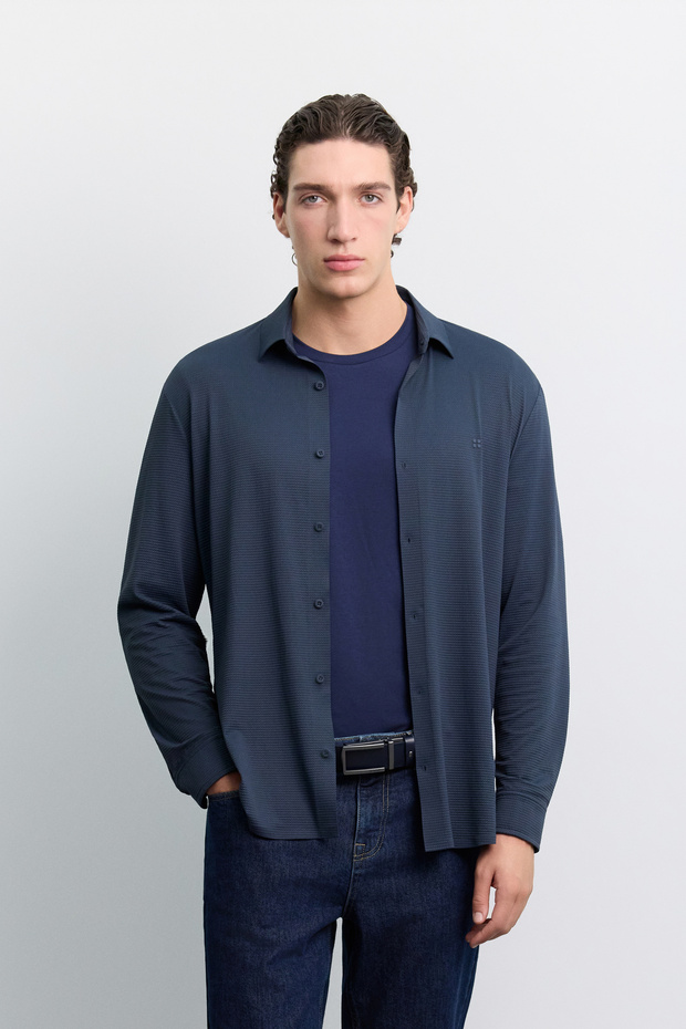 Men's Indigo Paste Detailed Textured Technical Classic Collar Long Sleeve Regular Fit Shirt A62Y2000