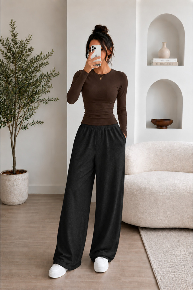 Women's Basic Crew Neck Slim Fit Long Sleeve Body Plain Leg Sweatpants Set