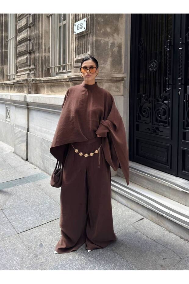 Women's Tensel Gabardine Asymmetrical Cape Set with Metal Belt
