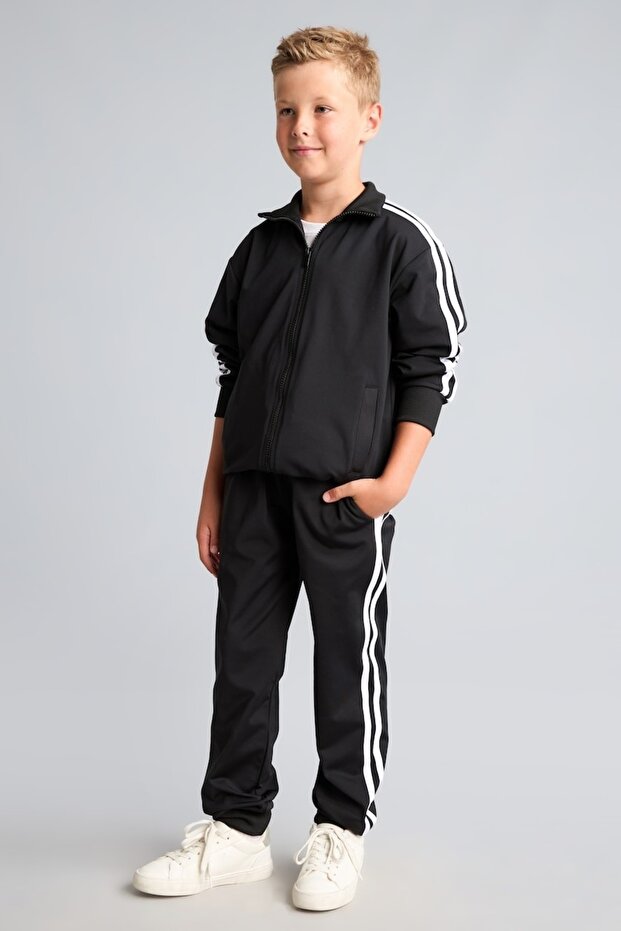 Boy's Sweat Suit D2042A8/Bk81 Black