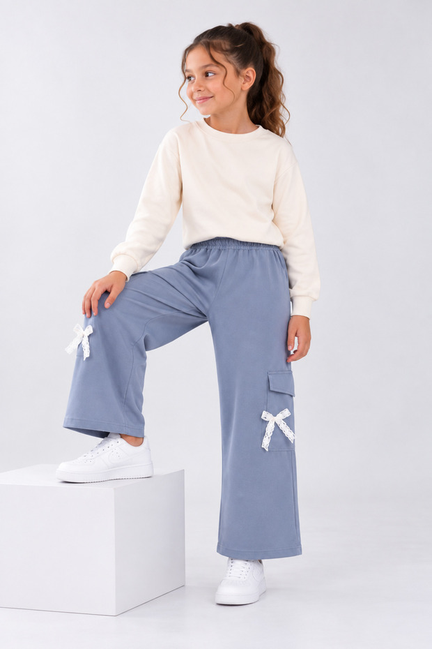 Girls' Wide Leg Loose-Fit Sweatpants with Bow Detail and Cargo Pockets