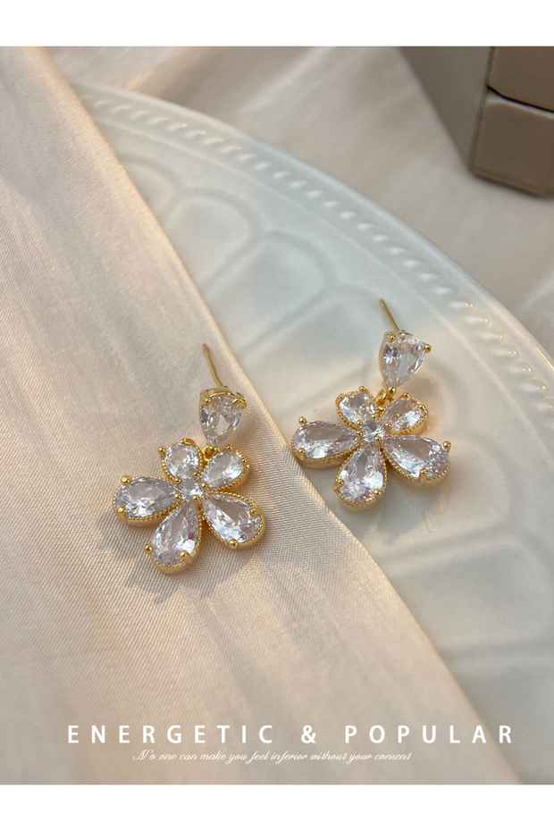 Flower Dangle Earrings