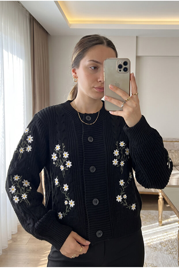 Women's Black Embroidered Buttoned Knitted Cardigan