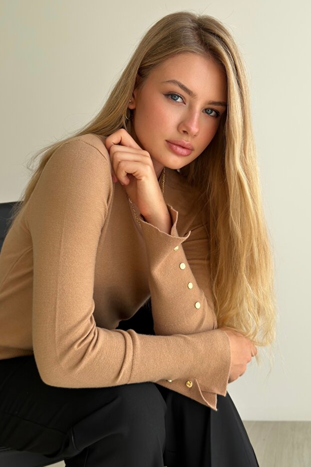 Soft Textured Knitwear Sweater with Button Detail on the Sleeves
