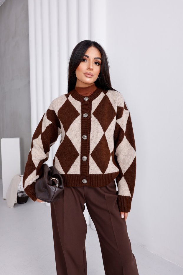 Diamond Patterned Buttoned Cardigan