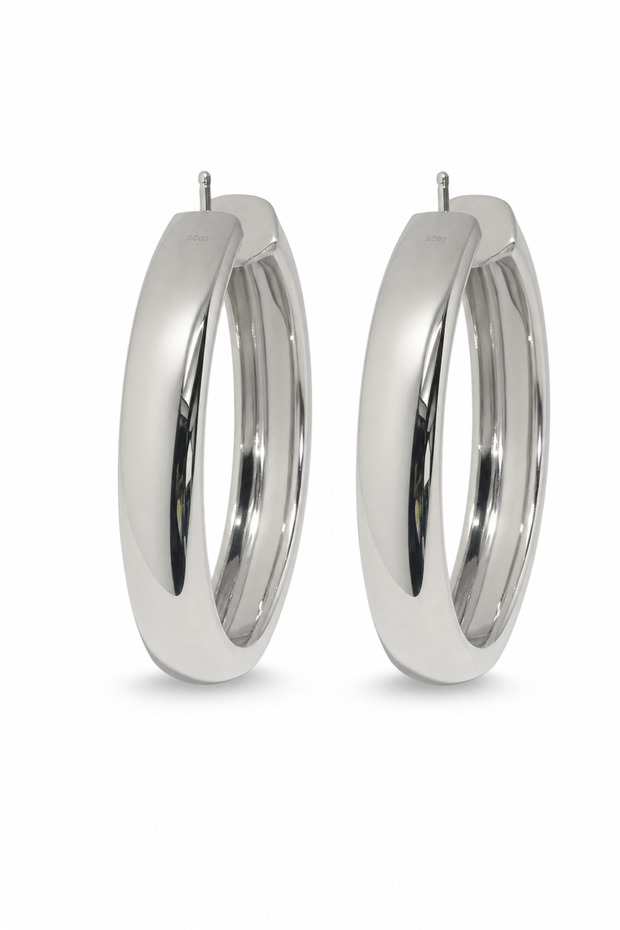 Stylish and Modern Design Thick Hoop Earrings for Women Daily Use