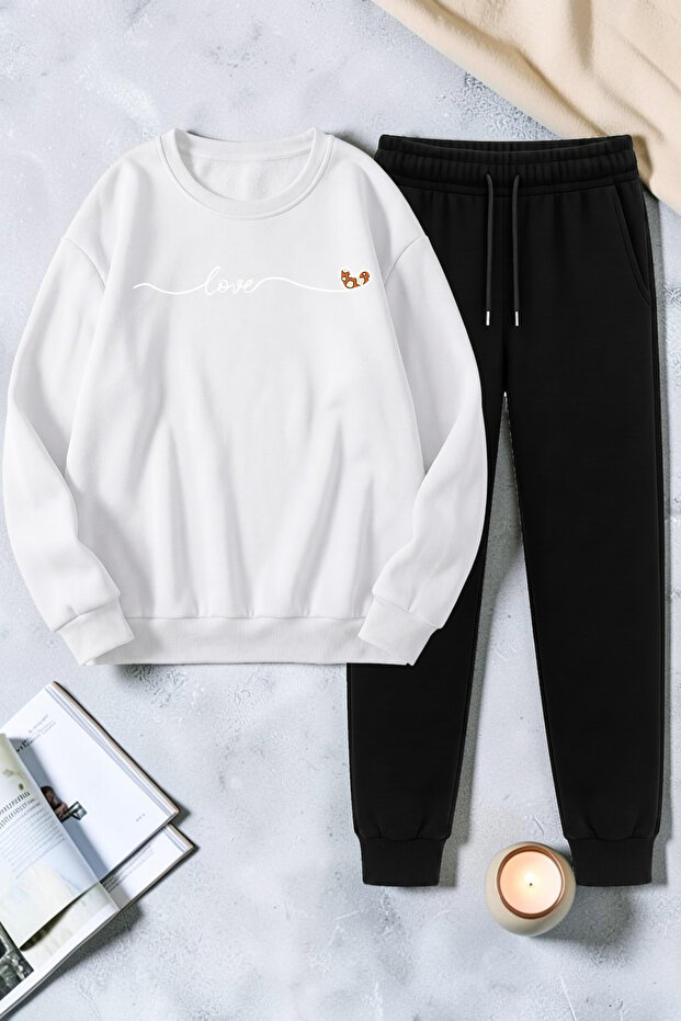 Unisex Heart Ribbon Printed Crew Neck Sweatshirt - 2-Piece Tracksuit Set
