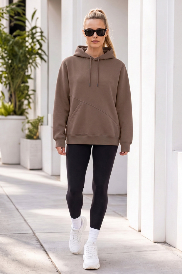 Women's Winter 3-Strand Fleece Hooded Oversize Sweatshirt with Cut-Out Pockets - Brown