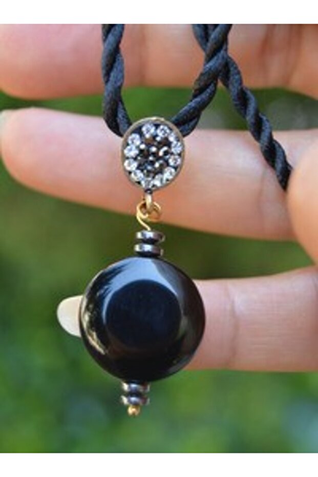 Onyx Stone Necklace - Black -