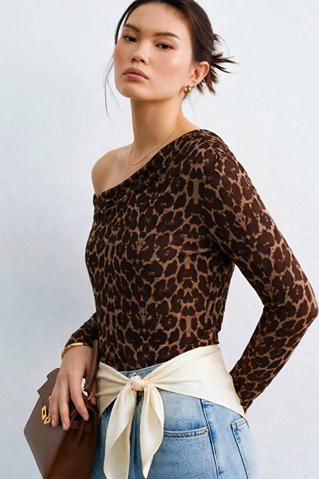 Women's Off-Shoulder Leopard Print Bodysuit - Brown