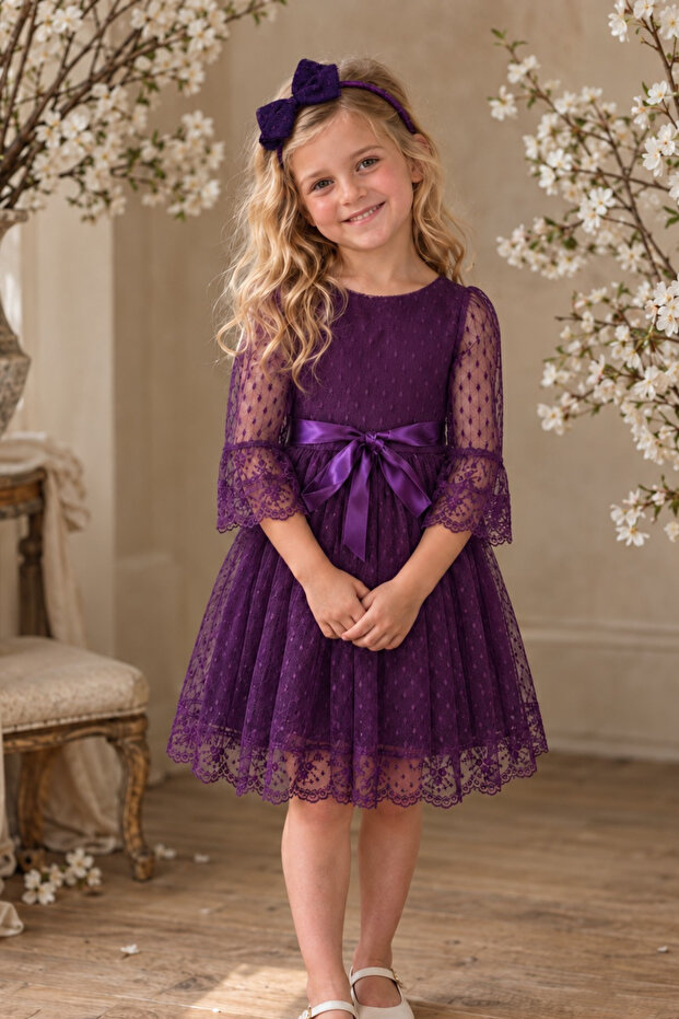 Girl's Stylish Dress with Zipper Closure and Lining