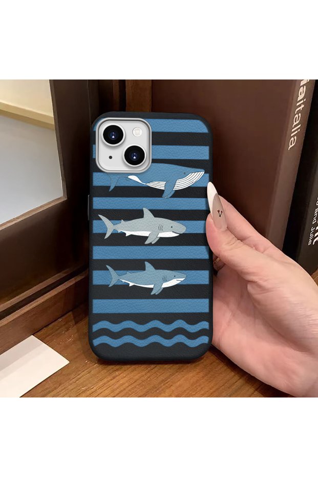 iPhone 14 Plus/15 Plus Compatible Black Leather Textured Silicone Protects Camera Shock-Absorbing Sea Animals Pattern Case