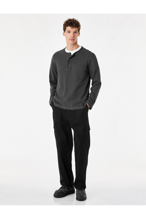 Long Sleeve Cotton Buttoned Henley Collar Sweatshirt