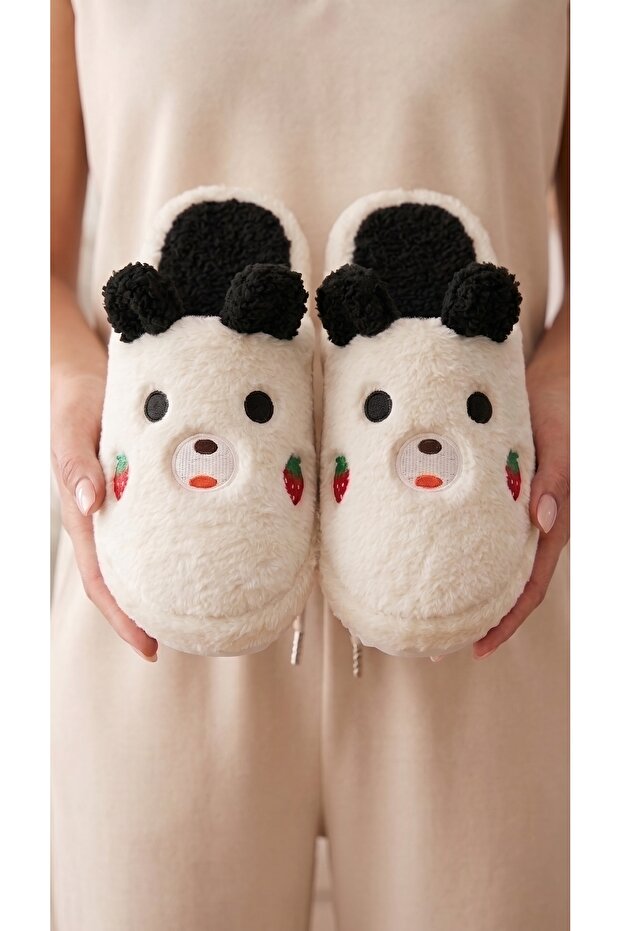Women's Black Strawberry Embroidered Ear-Detailed House Slippers 3 cm Byndci̇lpan01
