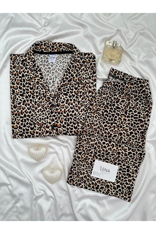 Women's Leopard Patterned Buttoned Long Sleeve Thermosoft Pajama Set