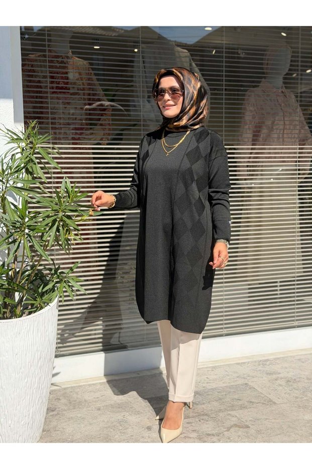 Merseerized Baklava Pattern Tunic Black
