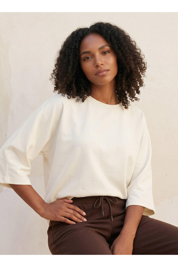 Basics Oversized T-shirt with Extended Sleeves