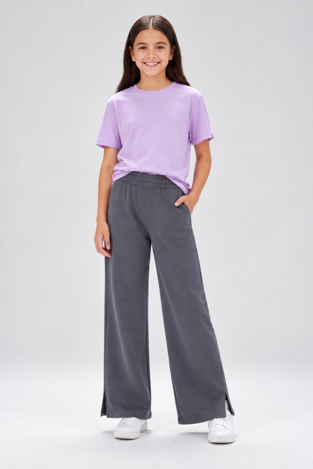 Joi̇ Girls' Wide Leg Sweatpants with Pockets, Elastic Waist, Comfortable Pants with Slit Detail on the Leg