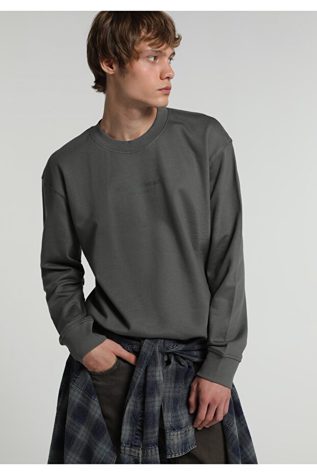 Relaxed Fit Round Neck Plain Men's Green Sweatshirt
