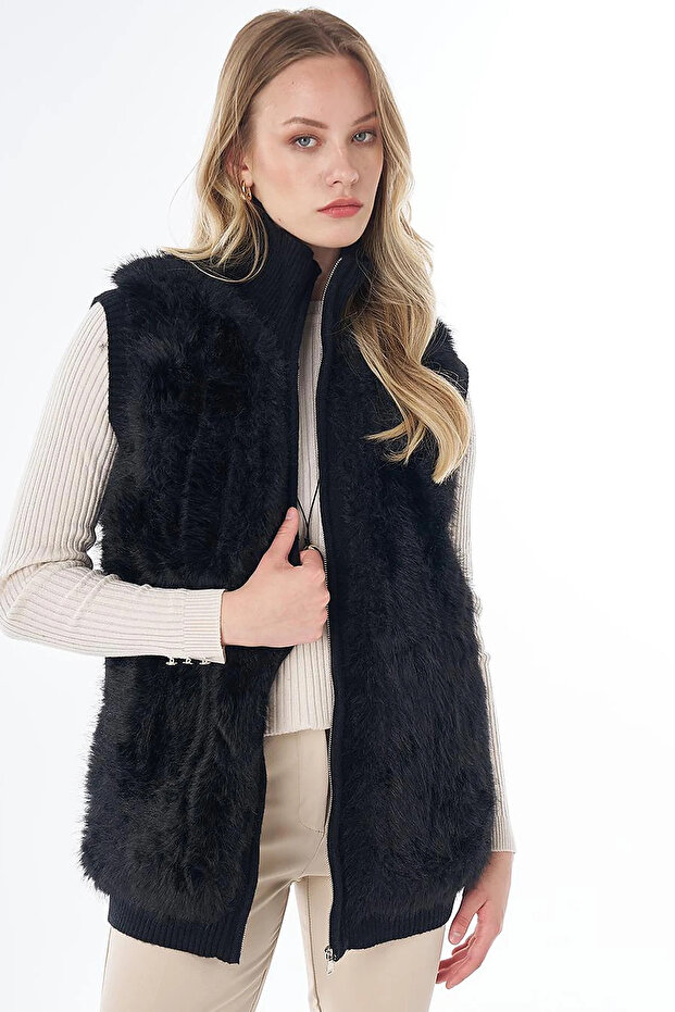 High Collar Fur Detailed Vest Black