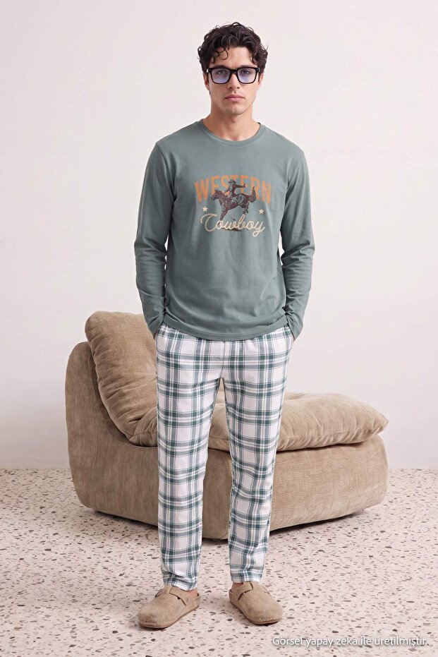 Mint Regular Plaid/Checkered Letter Printed Knitted Pajama Set with Pocket Detail Tmnaw26Pt00033