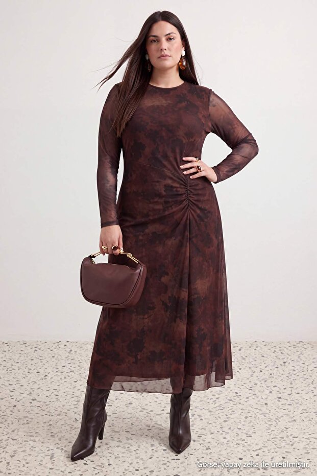 Kahverengi*001 Soyut Desen Büzgü / Drape Detaylı Maxi Örme Elbise TBBAW27AH00037