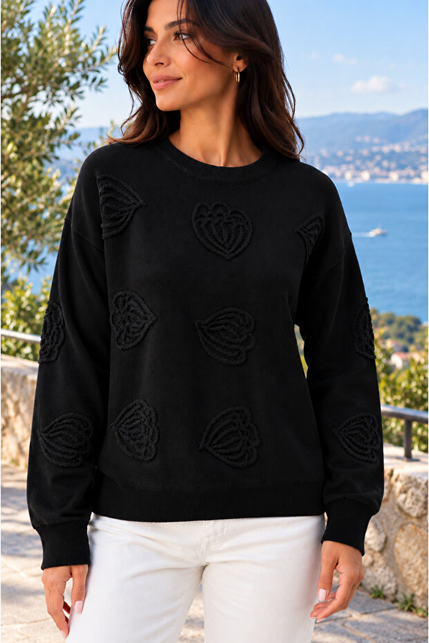 Triko Sweater Soft and Comfortable