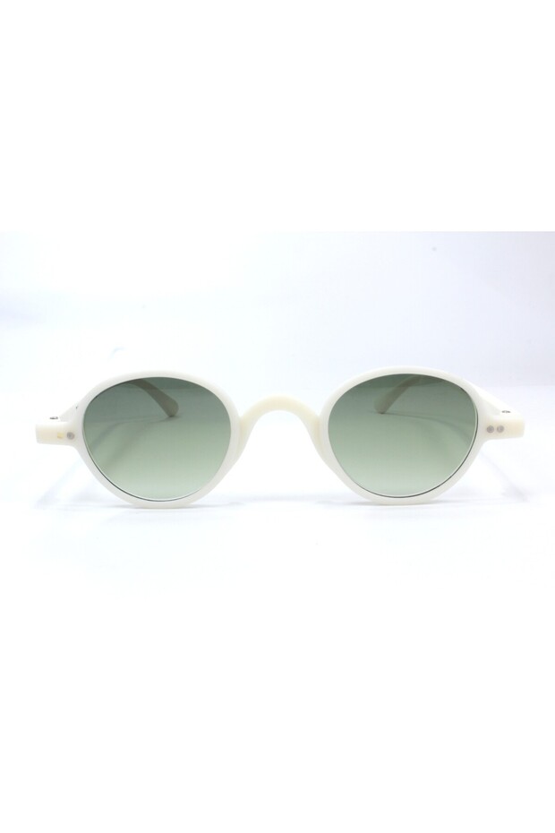 19 C18 42 Sunglasses