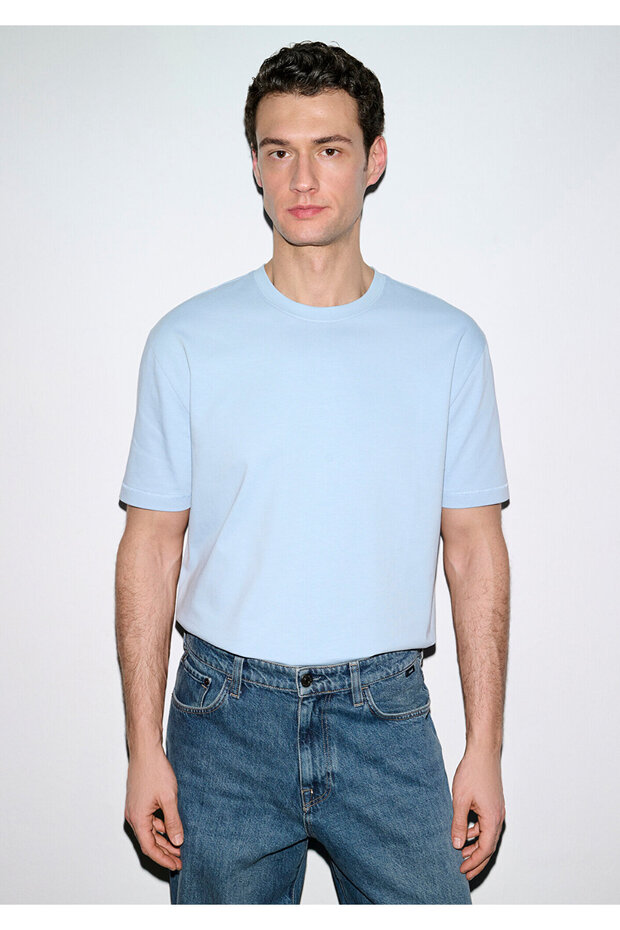 Basic T-Shirt Loose Fit / Comfortable Loose Cut 0612269-70813