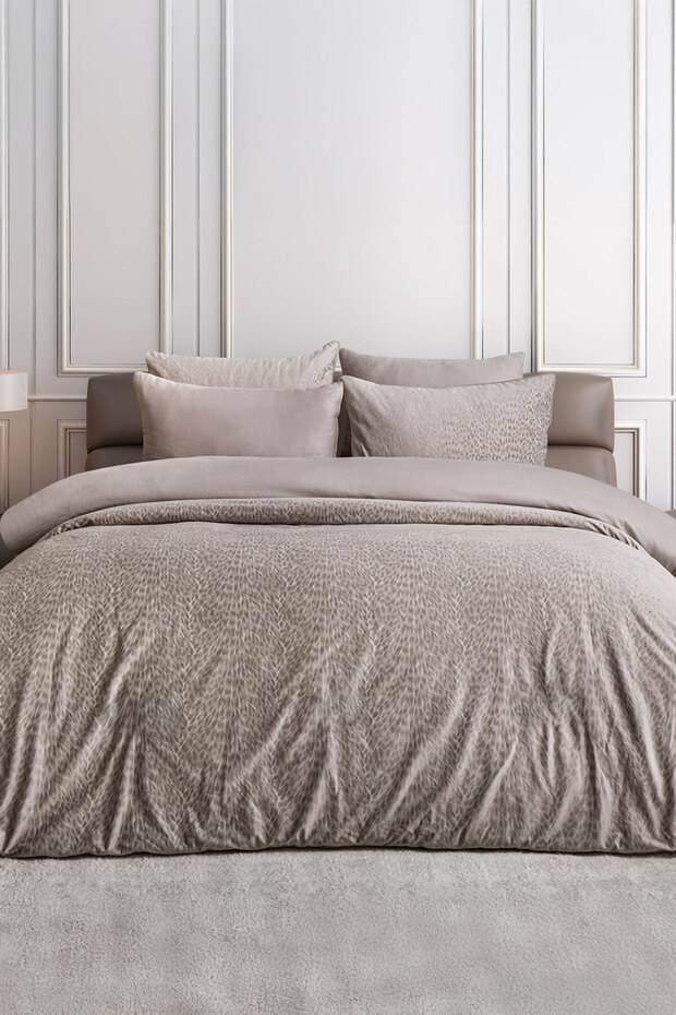 Panthera Duvet Cover Bedding Set Beige