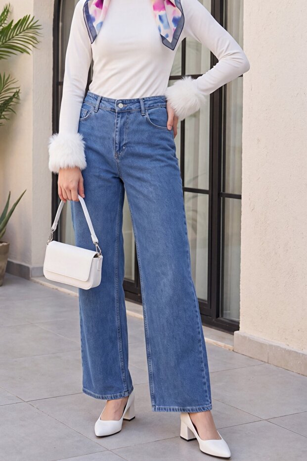 High Waist Jeans with Pocket on the Leg - Blue