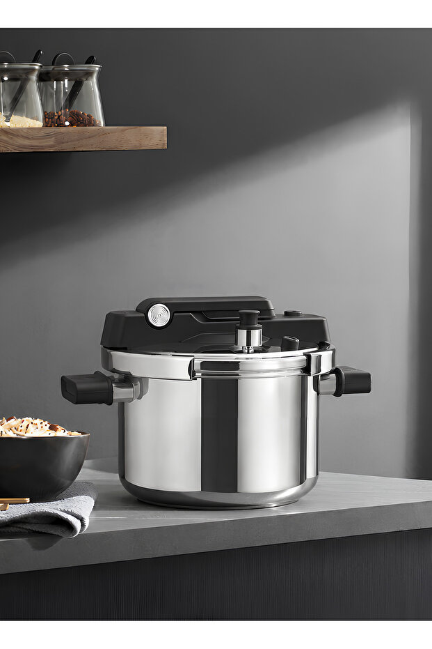 Smart (Safety+) Pressure Cooker Mega series 5L/ M-010, Stainless steel 304, Induction. Glass Lid included for pot mode use.