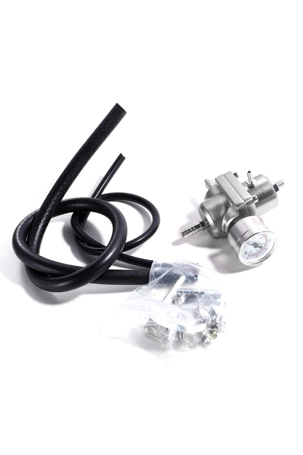 Silver Universal 0-140 PSI Adjustable Fuel Pressure Regulator FPR/Gauge For BMW E39 5 Series Facelif