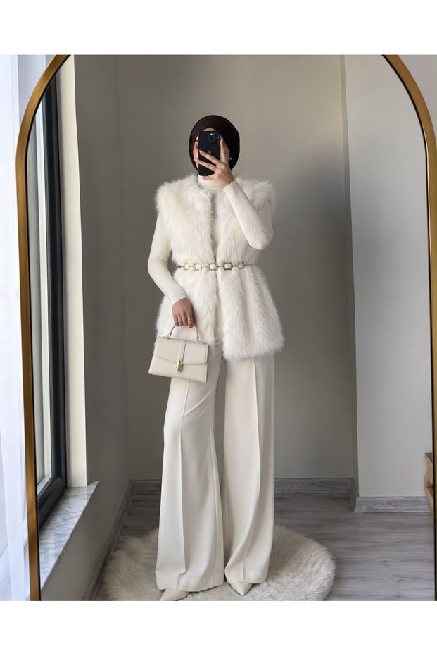 Cream Faux Fur Vest | Vmf1567
